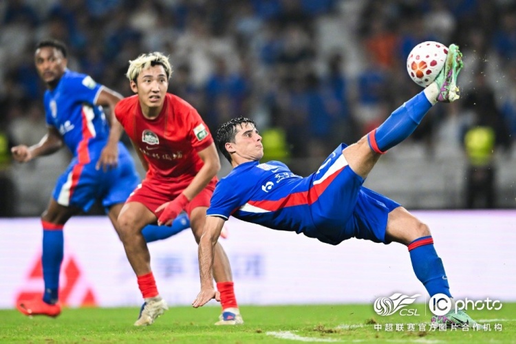 高天意百场传射建功 申花主场4-1逆转河南