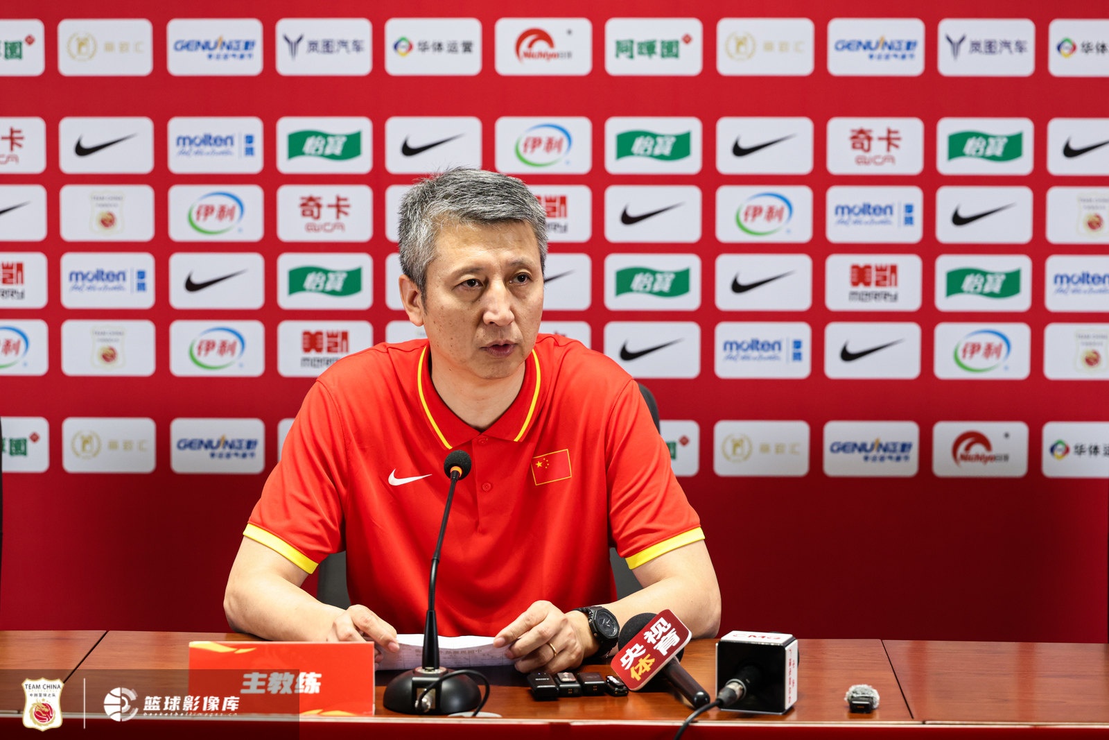 中国男篮72-91负乌拉圭 赛后记者问郭士强顺德美食
