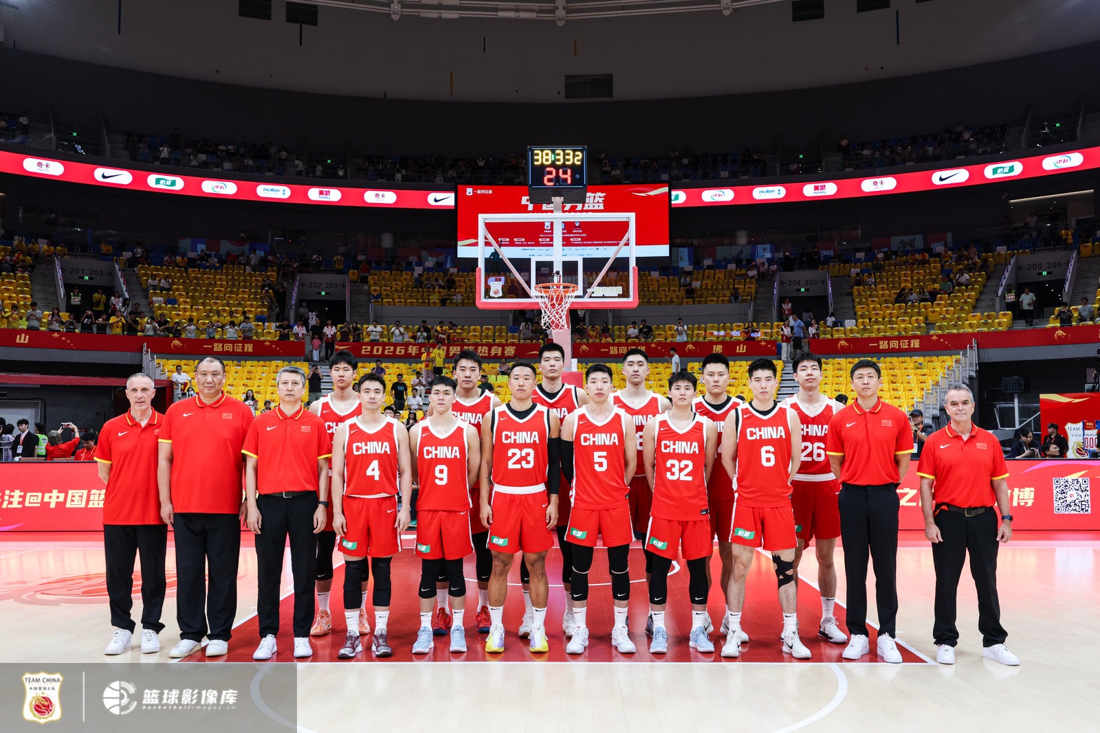 挡拆后不能投中锋下顺慢 丁佳宁点出中国男篮进攻困局