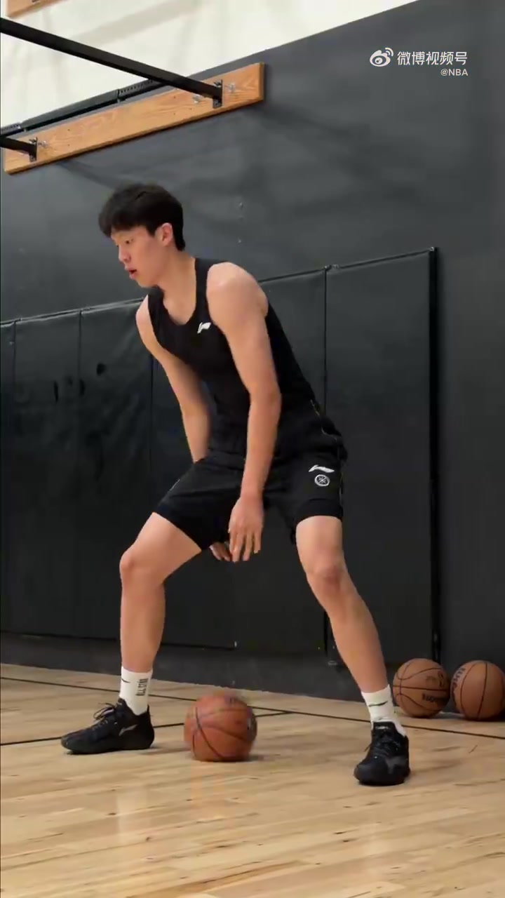 杨瀚森与JJJ合练:我打DPOY?我被打爆了 杨瀚森与JJJ合练:我打DPOY?我被打爆了