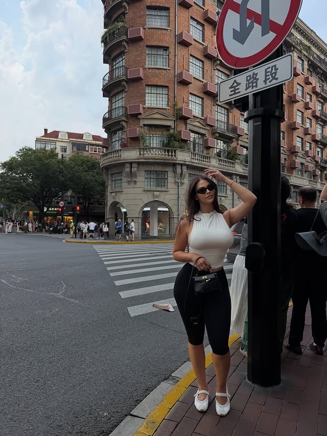 保罗·乔治妻子社媒晒上海48小时照 保罗·乔治妻子社媒晒上海48小时照