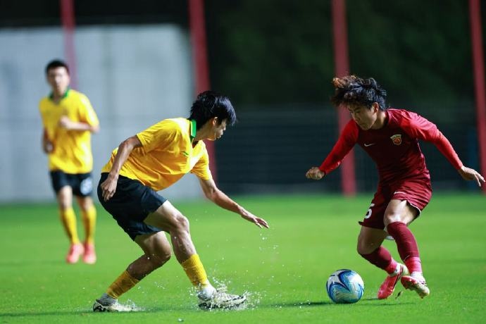 中青赛U20上海海港客场2-1逆转国安 以B组第二晋级第三阶段