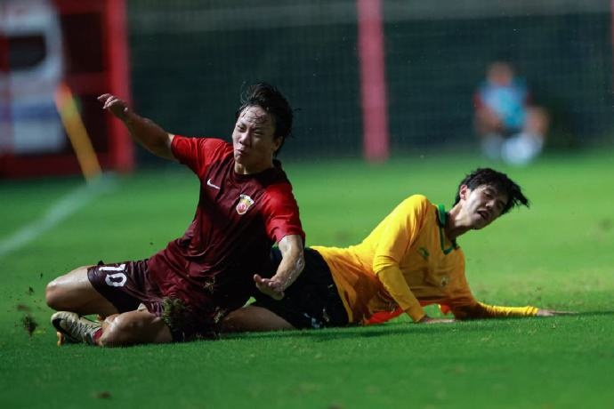 中青赛U20上海海港客场2-1逆转国安 以B组第二晋级第三阶段