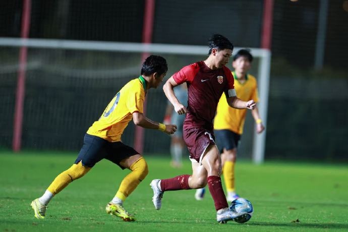 中青赛U20上海海港客场2-1逆转国安 以B组第二晋级第三阶段