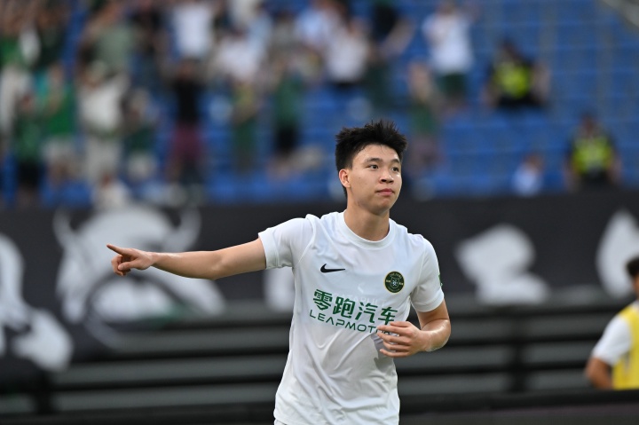 王钰栋收多家欧洲球队邀约 本赛季结束后西游并非天方夜谭