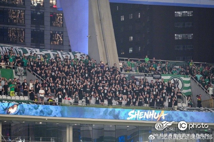 侯森多次扑救力保城门 国安客场3-0完胜申花 侯森多次扑救力保城门 国安客场3-0完胜申花