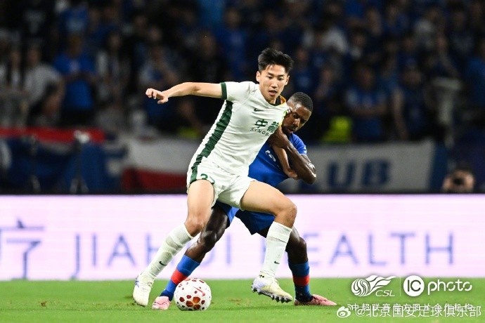侯森多次扑救力保城门 国安客场3-0完胜申花 侯森多次扑救力保城门 国安客场3-0完胜申花