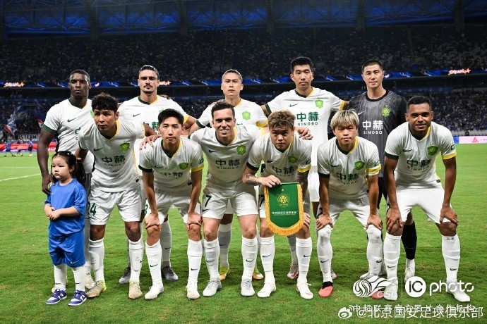 侯森多次扑救力保城门 国安客场3-0完胜申花 侯森多次扑救力保城门 国安客场3-0完胜申花
