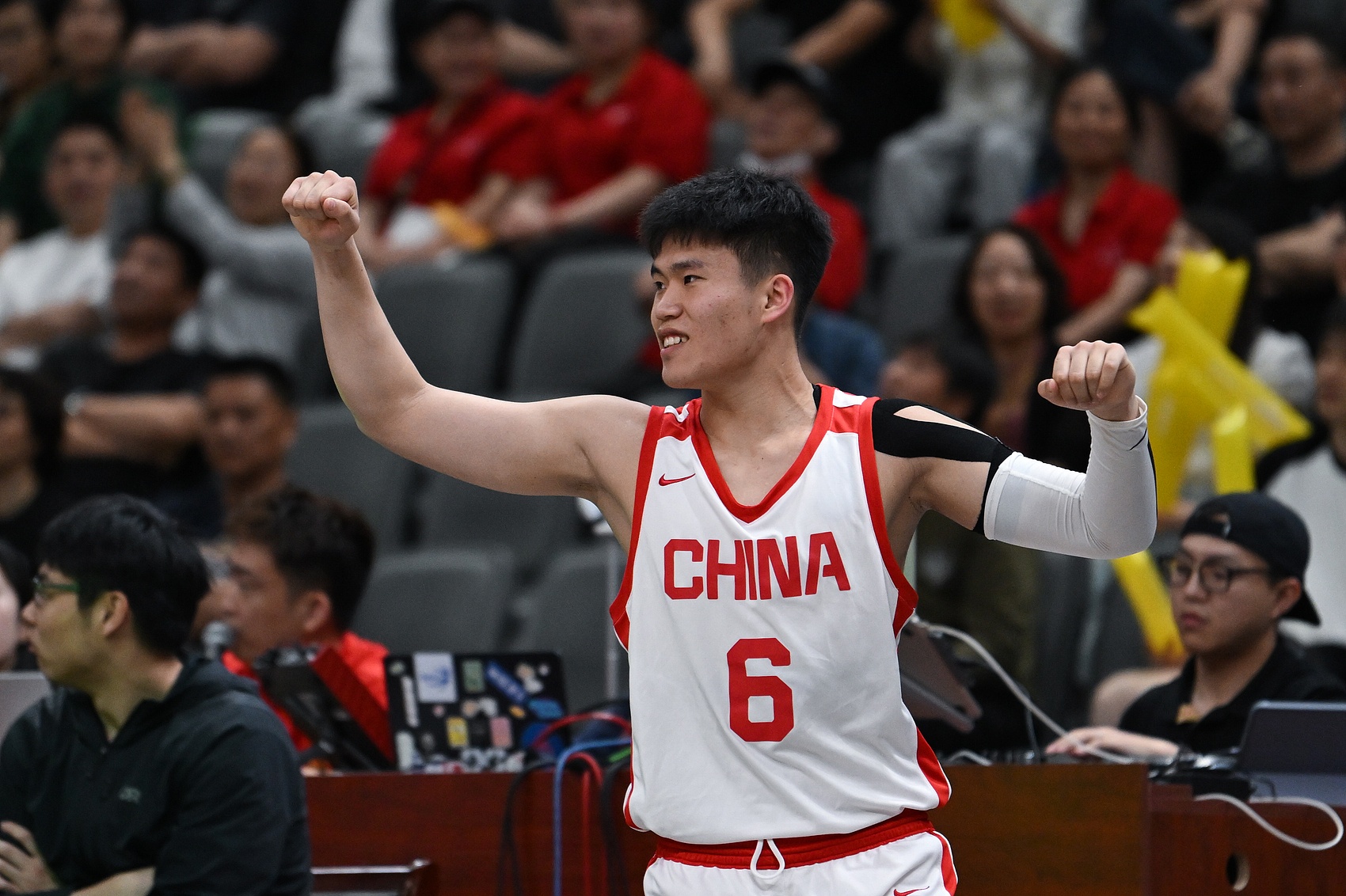 U18国青首节打爆菲律宾 陈昱休三分6中3砍11分正负值+6