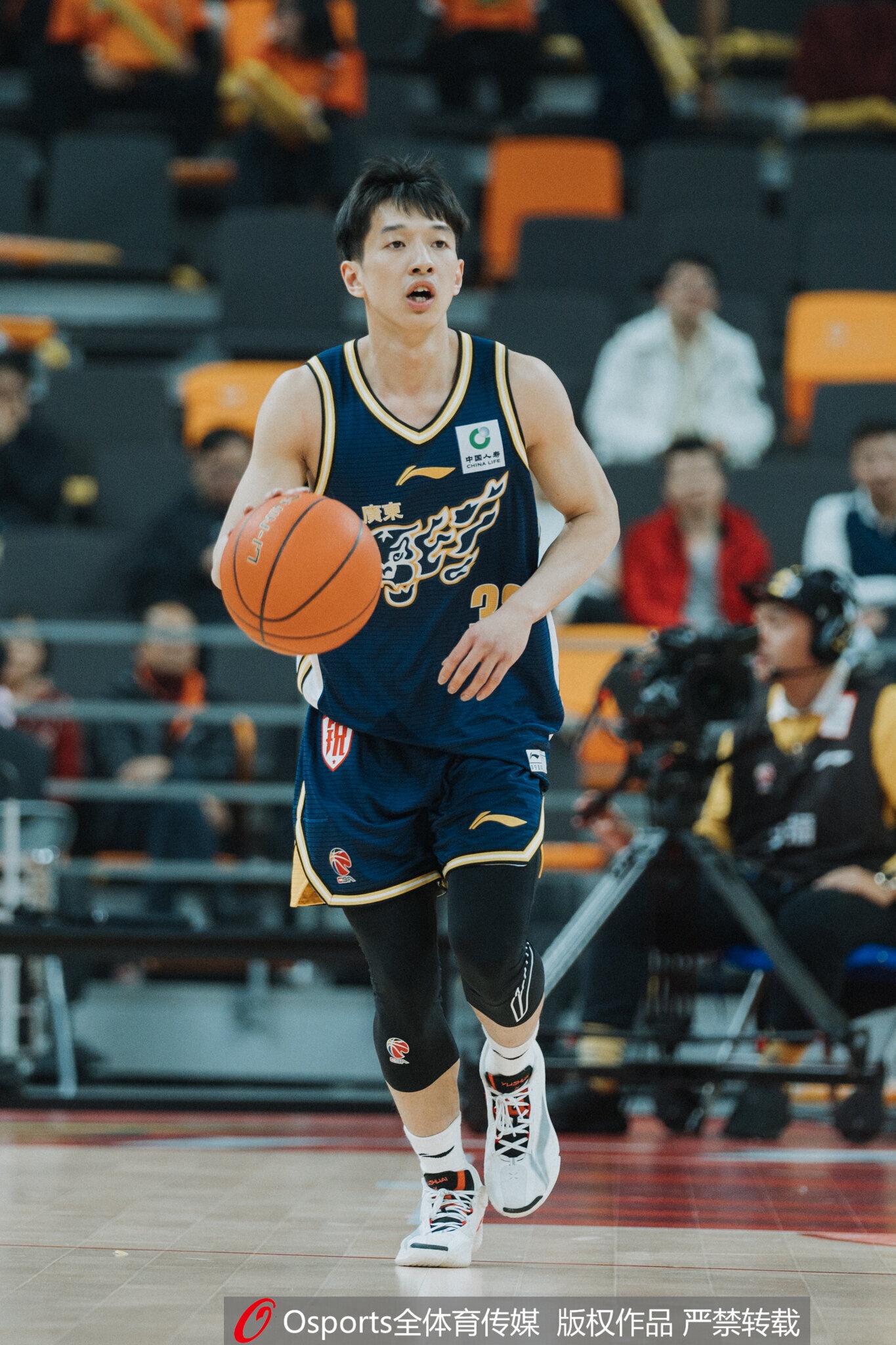 广东男篮正在进行有关年轻后卫杨溢的互租尝试 但还未有明确结果 广东男篮正在进行有关年轻后卫杨溢的互租尝试 但还未有明确结果